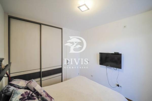 Slika 8 - Branka Krsmanovića, Trosoban stan na prodaju, 85m2, 389.000€